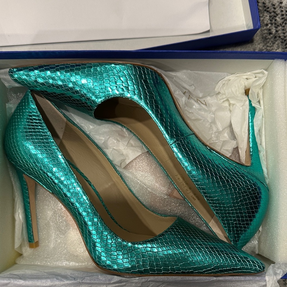Stuart Weitzman size 38.5 Capri 100 mm Green Stiletto Heels - Picture 3 of 6